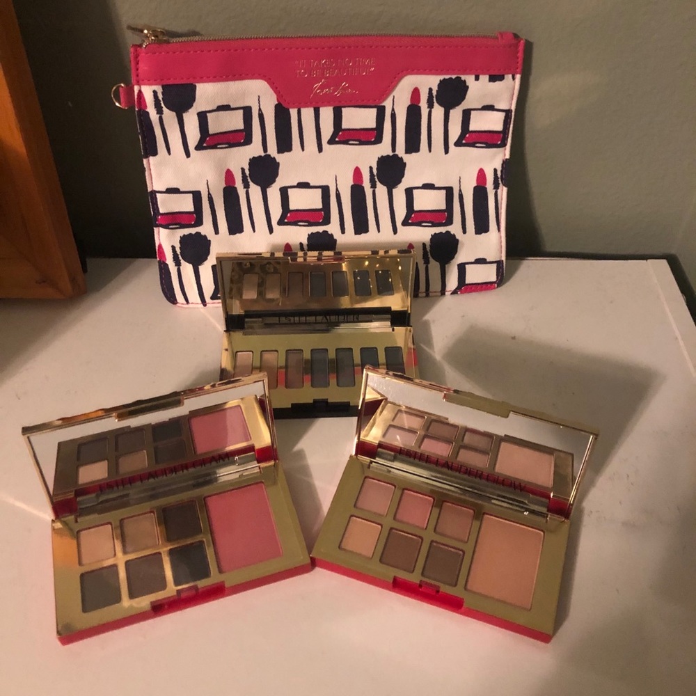 Ester lauder eyeshadow + makeup bag